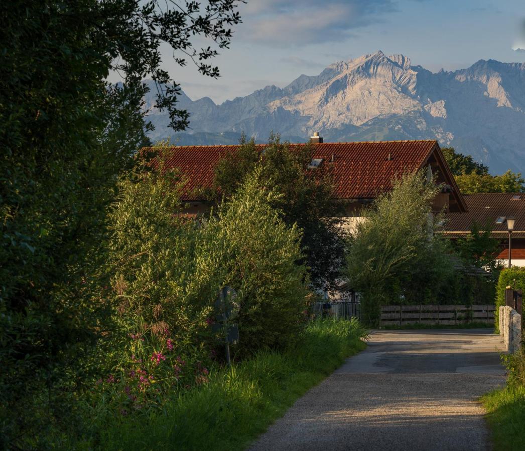 Das Bergquartier - Ferienwohnung Mühlberg Oberau  Exterior foto